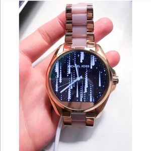 MICHEAL KORS ACCESS WATCH - ORIGINAL PACKAGING ✨💕